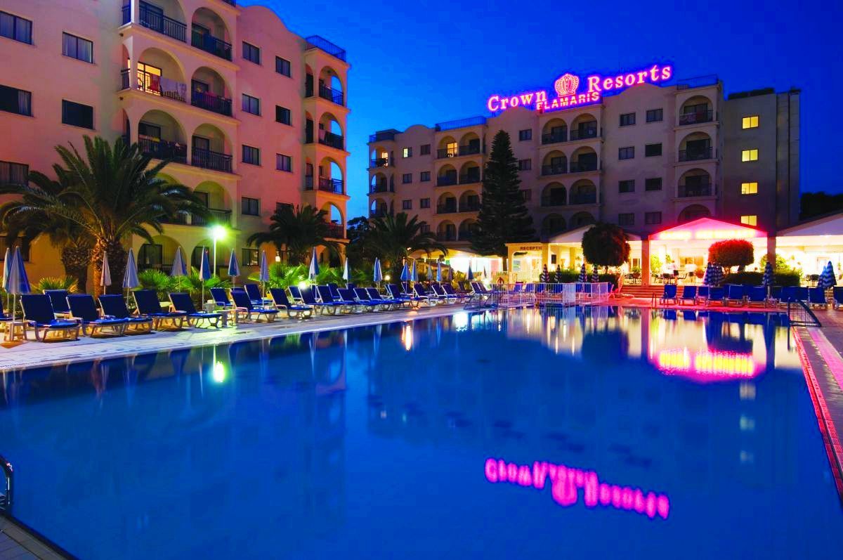 Crown Resorts Elamaris Protaras Facilidades foto
