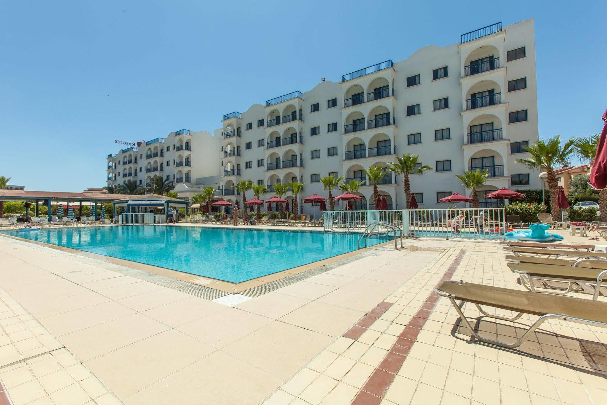 Crown Resorts Elamaris Protaras Exterior foto